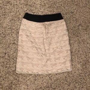Lace skirt